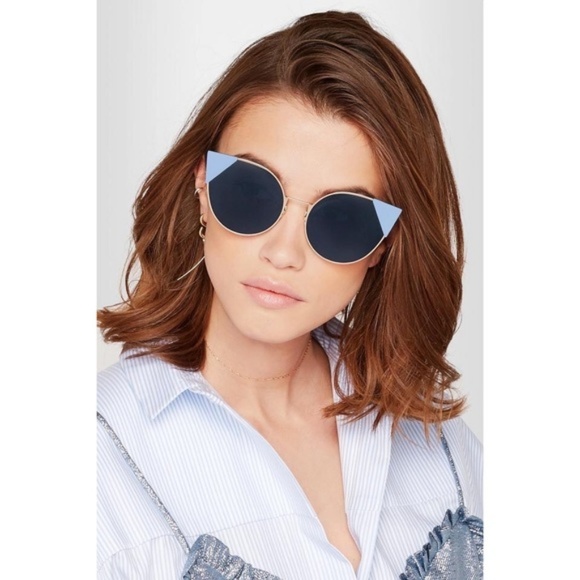 Fendi Accessories - *FIRM* FENDI Lei cat-eye frame sunglasses